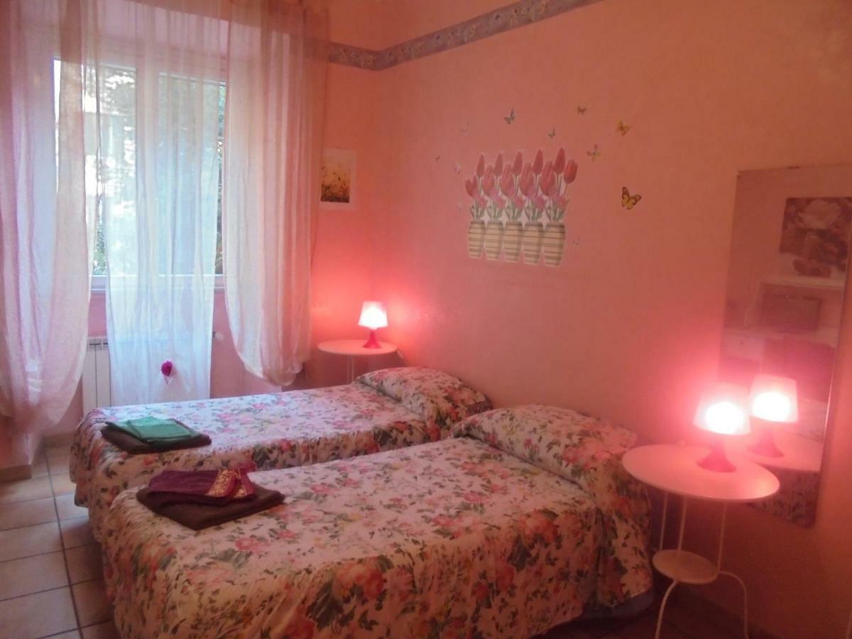 Max House Bed & Breakfast Rome Exterior photo