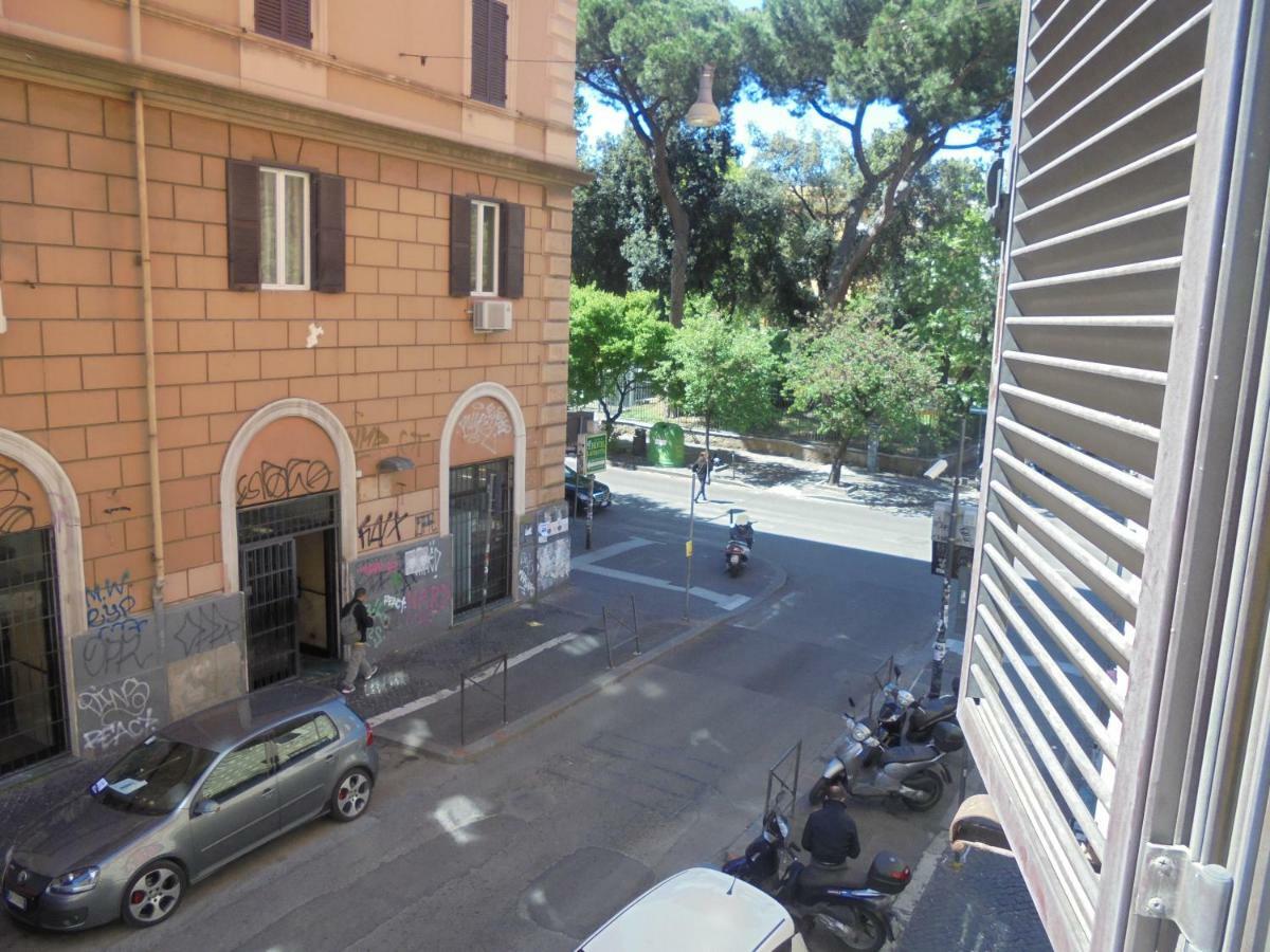 Max House Bed & Breakfast Rome Exterior photo